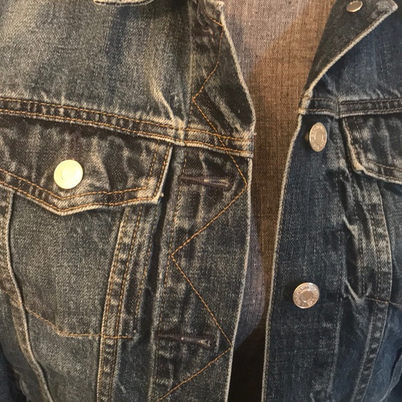 Gap jean jacket - Picture 2 of 8